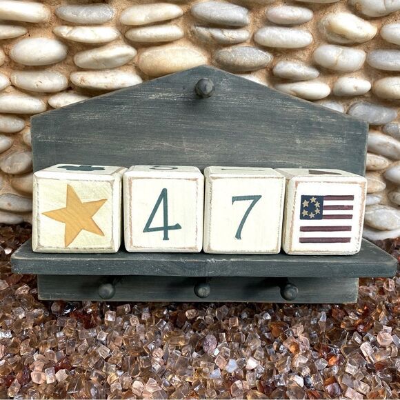 🏡HANGING WOODEN YEARLY WALL CALENDAR with decorative numbers and blocks. ECU! - Picture 10 of 10